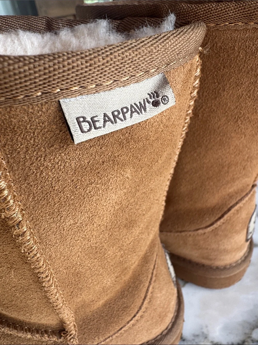 BearPaw Emma Sheepskin Suede Wool Lining Chestnut Pull-On Boots Youth size 2